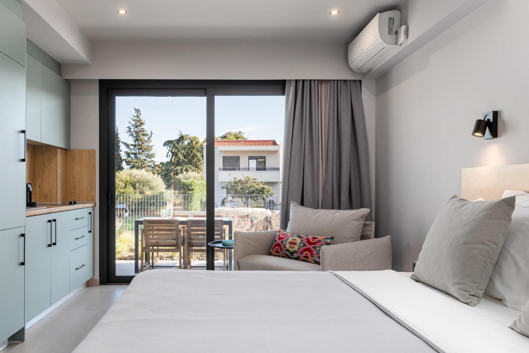 The 8 Suites Полихроно Экстерьер фото